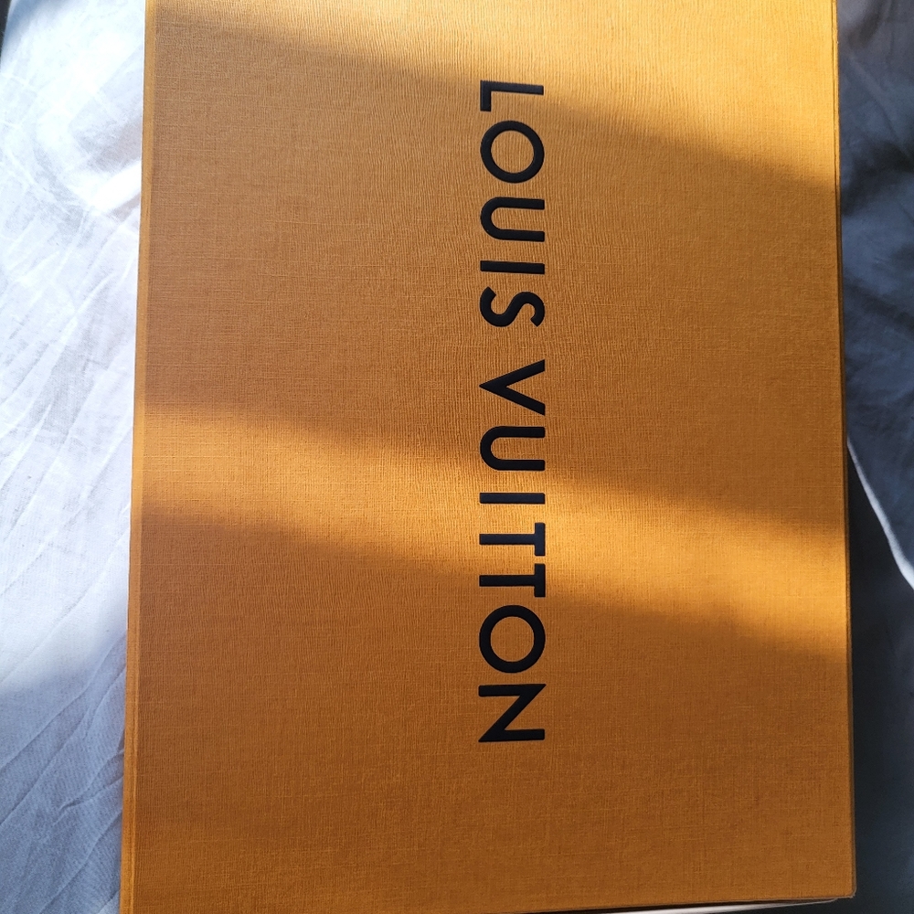 LV Espadrills